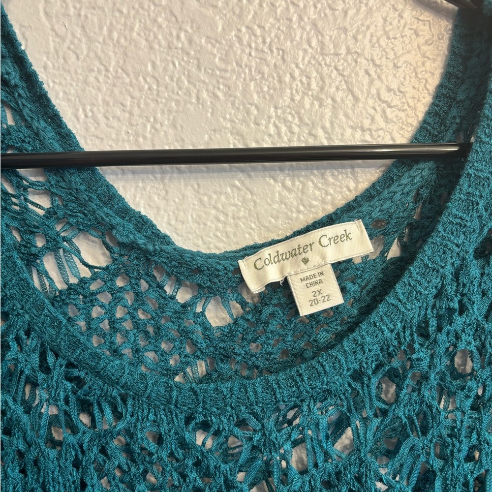 Lace top - Picture 3 of 3